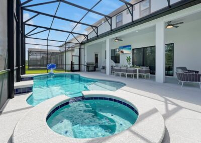 Hot Tub_Paradiso Grande_Orlando Vacation Rental Home_Near Universal Studios_Epic Universe